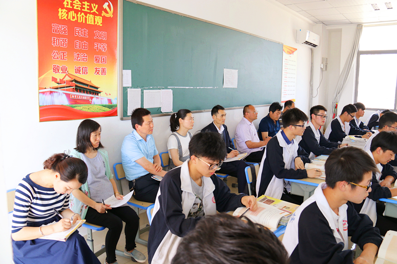 IMG_2976.JPG IMG_2976.JPG